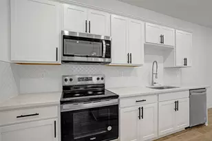 8355 NW 7th Pl, Plantation, FL 33324 - Photo 17