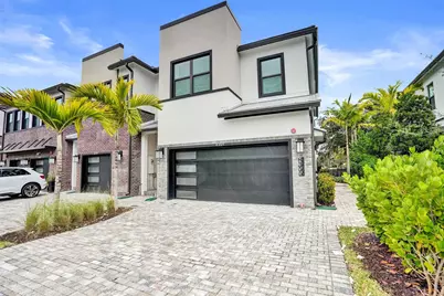 8355 NW 7th Place, Plantation, FL 33324 - Photo 3