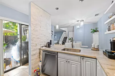 3387 Cocoplum Circle, Pompano Beach, FL 33063 - Photo 9