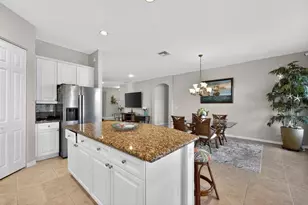 127 Casa Grande Ct, Palm Beach Gardens, FL 33418 - Photo 5