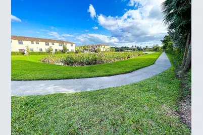 4678 Santa Cruz Way, Davie, FL 33314 - Photo 23