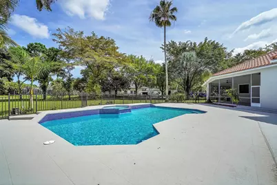 7685 NW 47th Drive, Coral Springs, FL 33067 - Photo 33