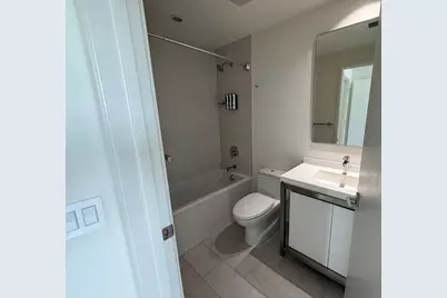 2000 Metropica Way #1109, Sunrise, FL 33323 - Photo 5