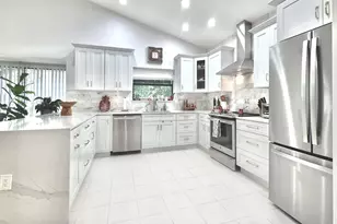 8330 Black Olive Dr, Tamarac, FL 33321 - Photo 5