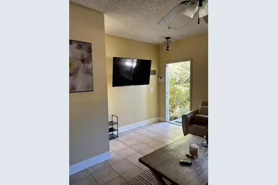 11050 Conch Court, Tamarac, FL 33321 - Photo 9