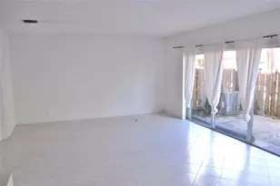 8237 NW 8th Ct, Plantation, FL 33324 - Photo 13