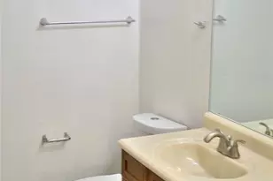 8237 NW 8th Ct, Plantation, FL 33324 - Photo 7