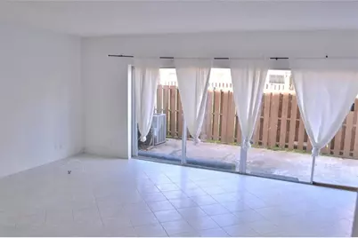 8237 NW 8th Court #4, Plantation, FL 33324 - Photo 3