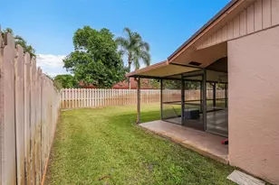 8321 NW 52nd St, Lauderhill, FL 33351 - Photo 39