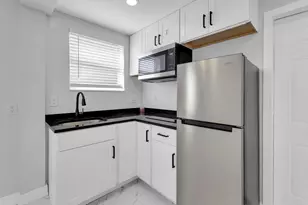 851 NW 4th Ave, Pompano Beach, FL 33060 - Photo 7