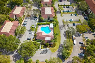 2963 Carambola Cir S, Coconut Creek, FL 33066 - Photo 27