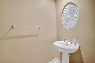 2633 NE 14th Ave, Wilton Manors, FL 33334 - Photo 37