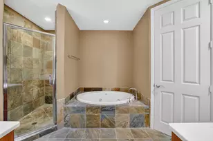 2633 NE 14th Ave, Wilton Manors, FL 33334 - Photo 21