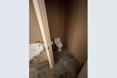 2633 NE 14th Avenue #101, Wilton Manors, FL 33334 - Photo 31