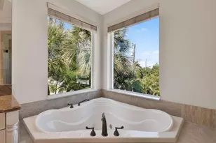501 Golden Harbour Dr, Boca Raton, FL 33432 - Photo 41