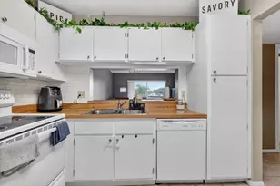 5511 Lakeside Dr, Margate, FL 33063 - Photo 19
