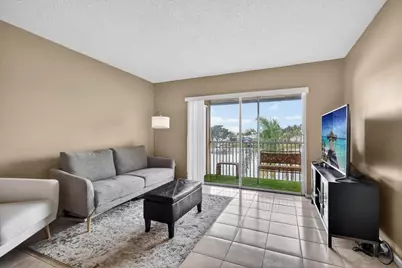 5511 Lakeside Drive #202, Margate, FL 33063 - Photo 9