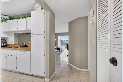 5511 Lakeside Drive #202, Margate, FL 33063 - Photo 17