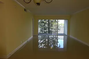 2801 N Palm Aire Dr, Pompano Beach, FL 33069 - Photo 7