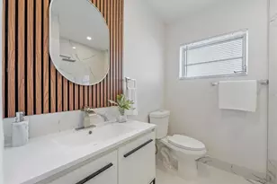 7521 Grant Ct, Hollywood, FL 33024 - Photo 7