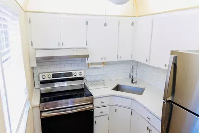 1900 NE 8th Court #201, Fort Lauderdale, FL 33304 - Photo 7