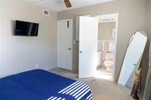 1900 NE 8th Ct, Fort Lauderdale, FL 33304 - Photo 11