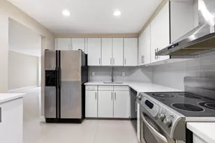405 N Ocean Blvd, Pompano Beach, FL 33062 - Photo 15