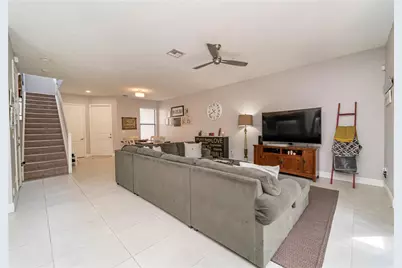 20938 NW 1st Street, Pembroke Pines, FL 33029 - Photo 5