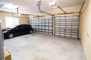 10897 Canary Island Ct, Plantation, FL 33324 - Photo 5