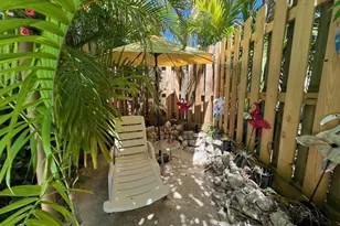 1401 Bayview Dr, Fort Lauderdale, FL 33304 - Photo 15