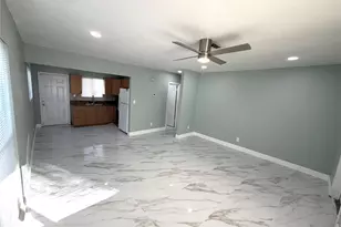 218 SW 1st Ct, Pompano Beach, FL 33060 - Photo 5