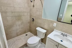 218 SW 1st Ct, Pompano Beach, FL 33060 - Photo 13