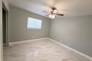 218 SW 1st Ct, Pompano Beach, FL 33060 - Photo 9