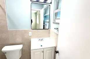 218 SW 1st Ct, Pompano Beach, FL 33060 - Photo 15