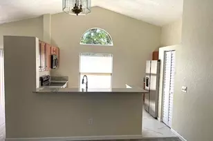 817 E Palm Run Dr, Pompano Beach, FL 33068 - Photo 19