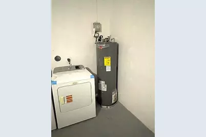 817 E Palm Run Drive, Pompano Beach, FL 33068 - Photo 13