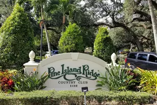 9531 S Seagrape Dr, Davie, FL 33324 - Photo 3