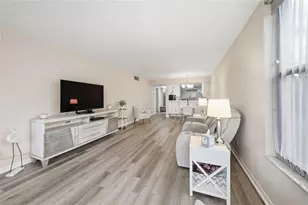 6524 Coral Lake Dr, Margate, FL 33063 - Photo 15