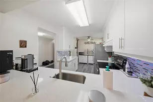 6524 Coral Lake Dr, Margate, FL 33063 - Photo 9