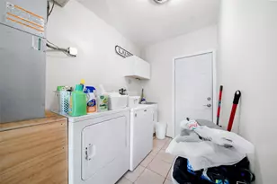 4221 NW 107th Ave, Coral Springs, FL 33065 - Photo 25