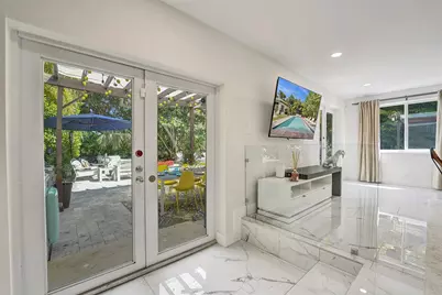 539 NE 25th Street, Wilton Manors, FL 33305 - Photo 19