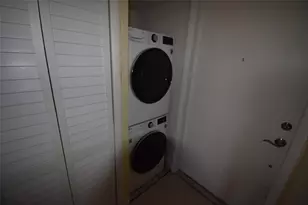 10120 Sunrise Lakes Blvd, Sunrise, FL 33322 - Photo 29