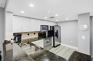 520 SE 5th Ave, Fort Lauderdale, FL 33301 - Photo 17