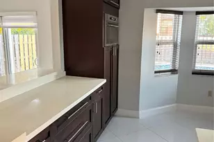 8201 NW 198th St, Hialeah, FL 33015 - Photo 7