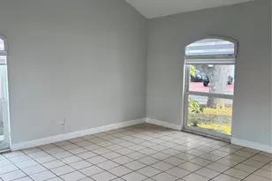 8201 NW 198th St, Hialeah, FL 33015 - Photo 5