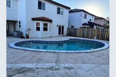 8201 NW 198th Street, Hialeah, FL 33015 - Photo 21