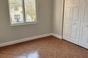 8201 NW 198th St, Hialeah, FL 33015 - Photo 15