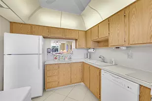 6850 Royal Palm Blvd, Margate, FL 33063 - Photo 5