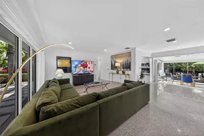 2701 NE 10th Terrace, Wilton Manors, FL 33334 - Photo 9