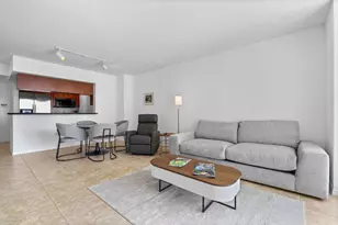 347 N New River Dr, Fort Lauderdale, FL 33301 - Photo 9